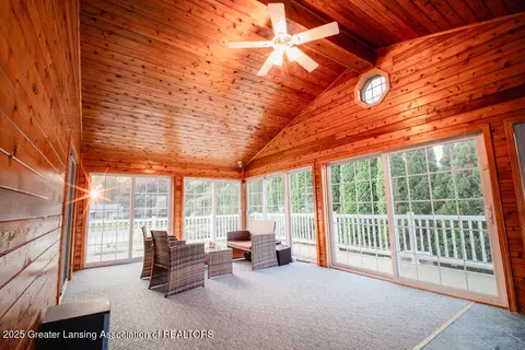 Exterior - 6560 Lansdown Dr, Dimondale, MI 48821 photo 2 of 8