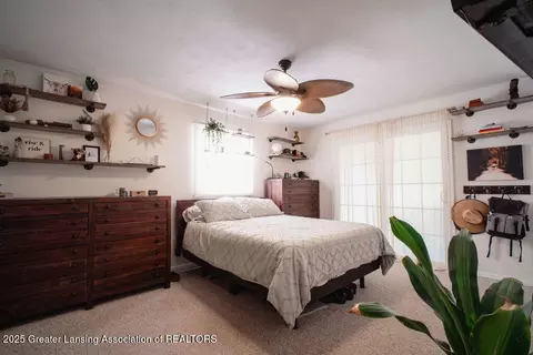 Bedroom - 6560 Lansdown Dr, Dimondale, MI 48821 photo 4 of 6