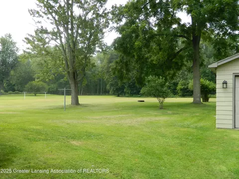 Exterior - 2437 Eifert Rd, Holt, MI 48842 photo 3 of 3