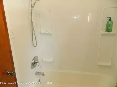 Bath - 2437 Eifert Rd, Holt, MI 48842 photo 2 of 2