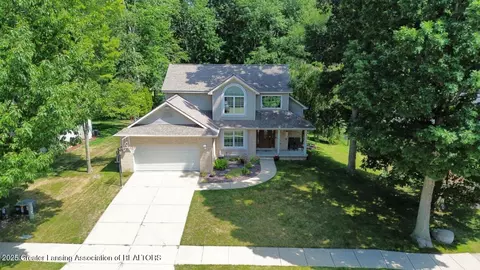 2626 Sanibel Holw, Holt, MI 48842