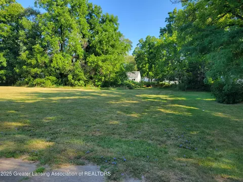 610 W State St, Saint Johns, MI 48879 photo 9