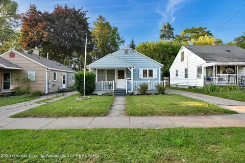 321 Douglas Ave, Lansing, MI 48906