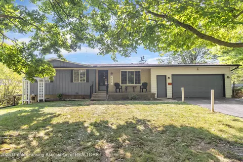 530 Dailey St, Fowlerville, MI 48836
