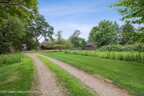 Exterior - 8401 Winegar Rd, Perry, MI 48872 photo 13 of 14
