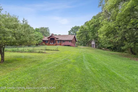 Exterior - 8401 Winegar Rd, Perry, MI 48872 photo 9 of 14