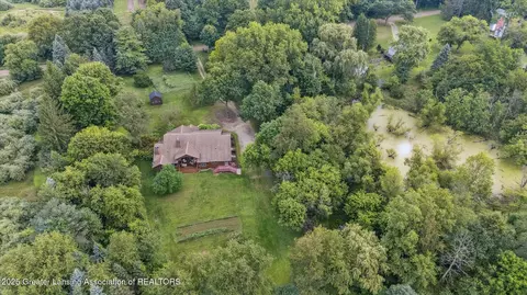 View/Area - 8401 Winegar Rd, Perry, MI 48872 photo 3 of 4