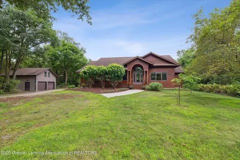 8401 Winegar Rd, Perry, MI 48872