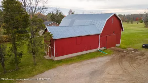 4451 N Williamston Rd, Williamston, MI 48895