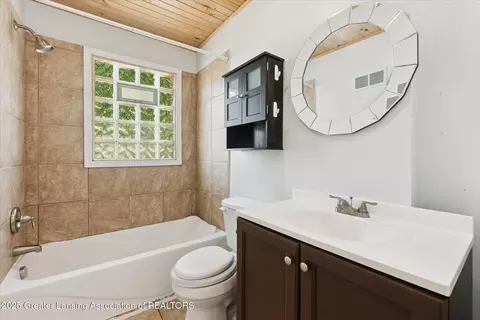 Bath - 2195 Kent St, Okemos, MI 48864 photo 2 of 2