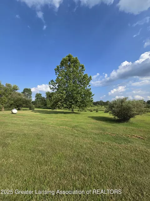 Exterior - 18775 Bull Run Rd, Gregory, MI 48137 photo 5 of 5