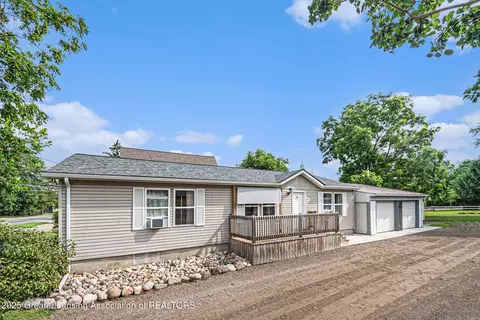1953 S Aurelius Rd, Mason, MI 48854