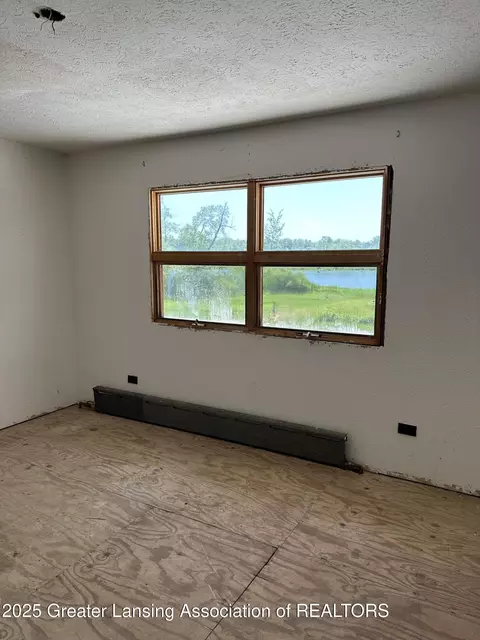 Bedroom - 17079 Wagner Dr, Cassopolis, MI 49031 photo 1 of 1