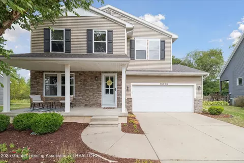 15125 Loxley Ln, Lansing, MI 48906