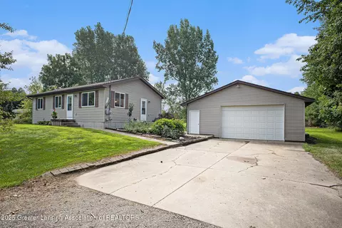 6766 E Spicerville Hwy, Eaton Rapids, MI 48827