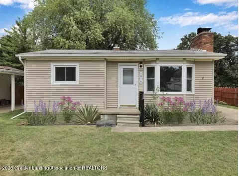 1915 Grove Ave, Owosso, MI 48867