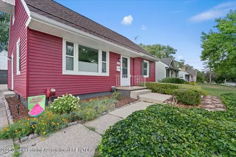2004 Cooper Ave, Lansing, MI 48910
