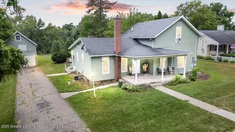 216 E Washington St, Dimondale, MI 48821
