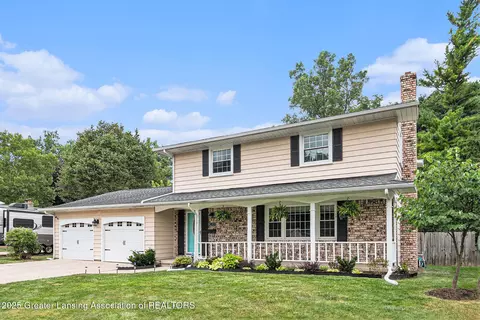 3406 Glasgow Dr, Lansing, MI 48911