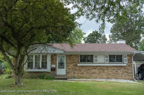 3523 Lucie St, Lansing, MI 48911