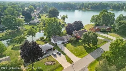 View/Area - 1122 E Geneva Dr, Dewitt, MI 48820 photo 7 of 8