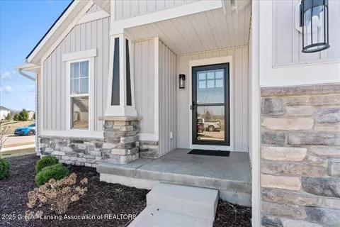 Exterior - 6694 Castleton Dr, Grand Ledge, MI 48837 photo 2 of 5