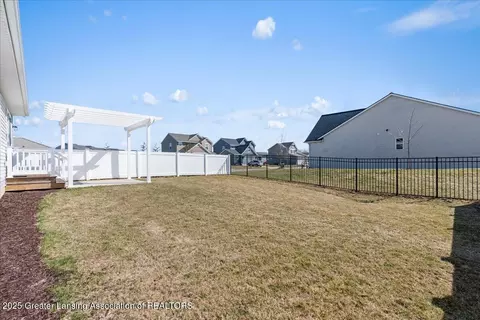Exterior - 6694 Castleton Dr, Grand Ledge, MI 48837 photo 5 of 5
