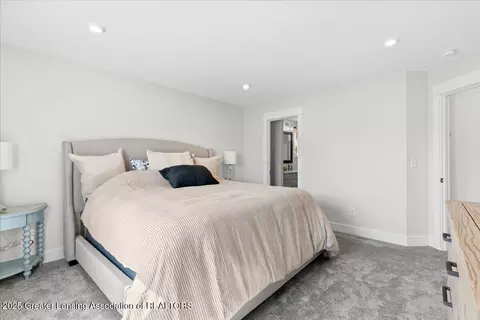 Bedroom - 6694 Castleton Dr, Grand Ledge, MI 48837 photo 2 of 3