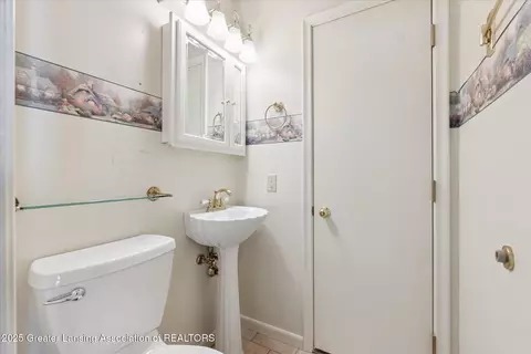 Bath - 15480 Boichot Rd, Lansing, MI 48906 photo 1 of 4