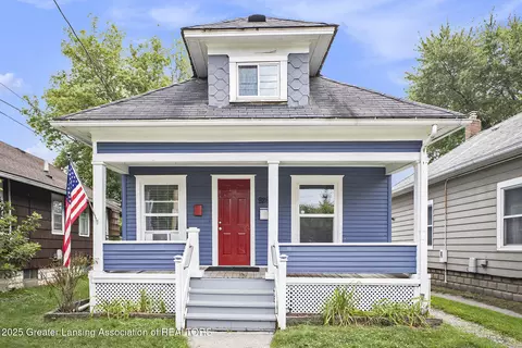 928 Porter St, Lansing, MI 48906