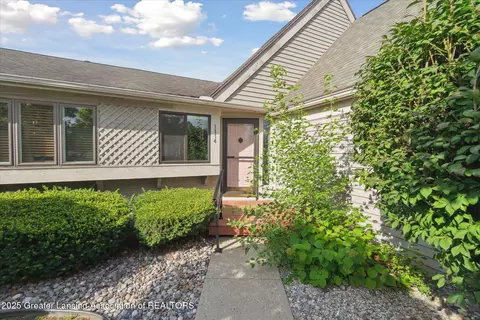 1114 Dillon Cir #53, Lansing, MI 48917