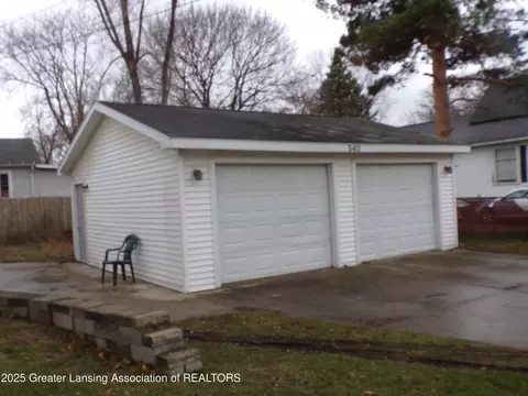540 E Comstock St, Owosso, MI 48867 photo 3