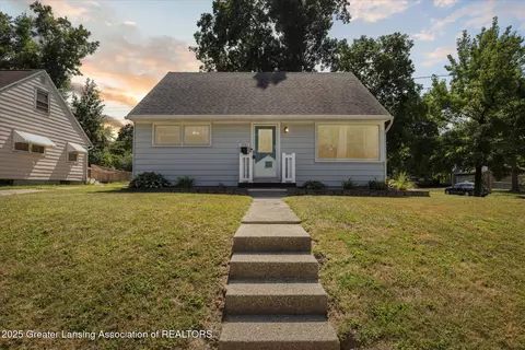 1733 Victor Ave, Lansing, MI 48910