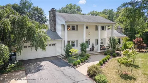 1467 Mercer Dr, Okemos, MI 48864