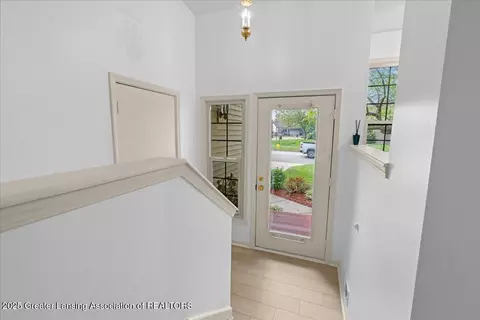 6526 Springtree Ln #30, Lansing, MI 48917 photo 6
