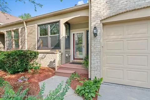 6526 Springtree Ln #30, Lansing, MI 48917 photo 35