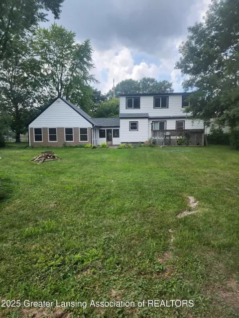 Exterior - 2500 Gary Ave, Lansing, MI 48906 photo 2 of 8
