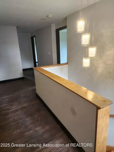 Entry Way - 2500 Gary Ave, Lansing, MI 48906 photo 11 of 13