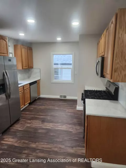 Kitchen - 2500 Gary Ave, Lansing, MI 48906 photo 2 of 3