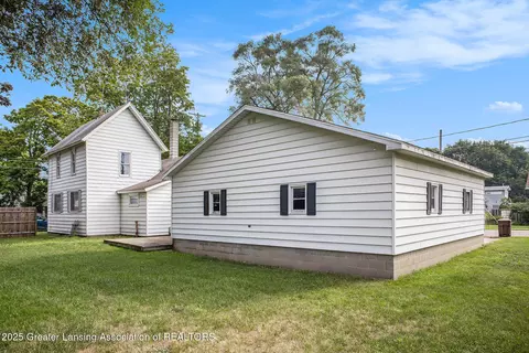 Exterior - 142 E Front St, Ovid, MI 48866 photo 2 of 3