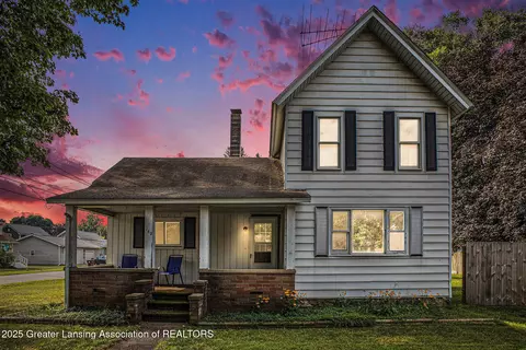 142 E Front St, Ovid, MI 48866
