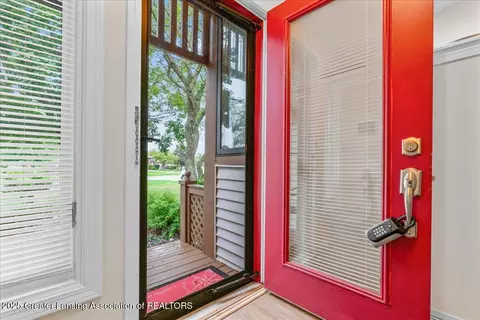 Entry Way - 6923 Springtree Ln #143, Lansing, MI 48917 photo 1 of 4