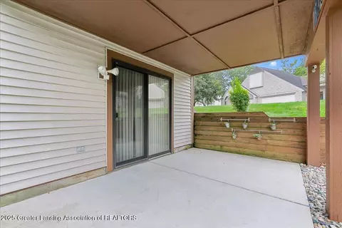 Exterior - 6923 Springtree Ln #143, Lansing, MI 48917 photo 8 of 9