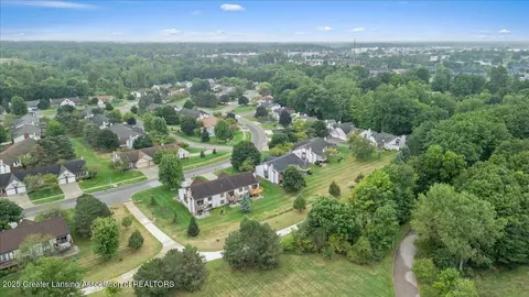 View/Area - 6923 Springtree Ln #143, Lansing, MI 48917 photo 3 of 9