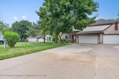 Exterior - 6923 Springtree Ln #143, Lansing, MI 48917 photo 3 of 9