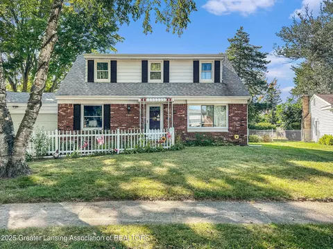 1923 Brandywine Dr, East Lansing, MI 48823