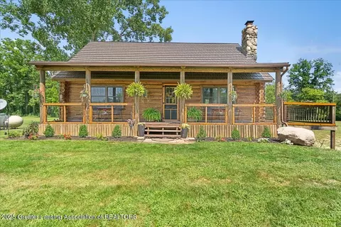 4815 Doane Hwy, Potterville, MI 48876