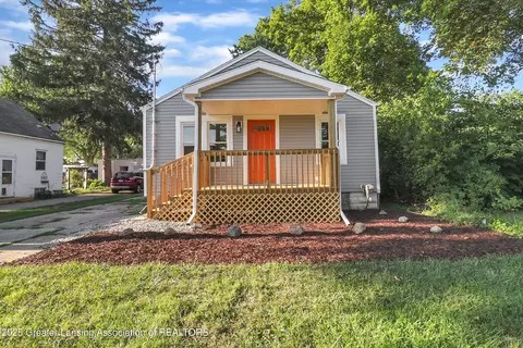 628 Filley St, Lansing, MI 48906