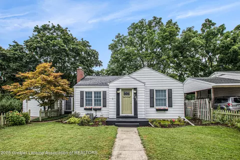 703 Roosevelt St, Mason, MI 48854