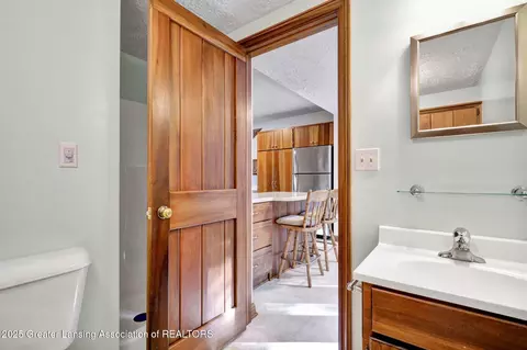 Bath - 2574 Park St, Lyons, MI 48851 photo 1 of 3